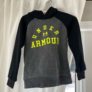 Under amour boys hoodie size 6